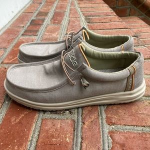 Mens hey dude shoes loafers size 12